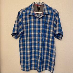 The North Face Button Up Shirt Blue Plaid Short Sleeve hiking everyday shirt L